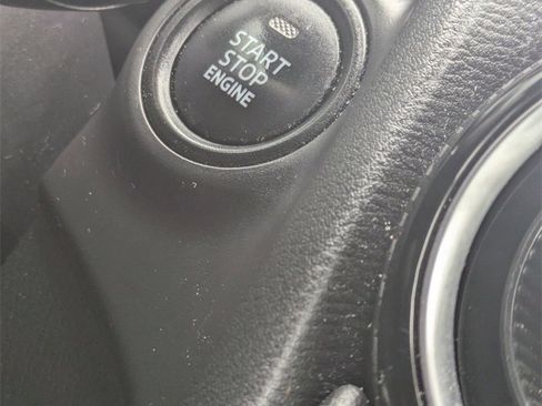 Used 2018 Toyota Yaris iA image 31