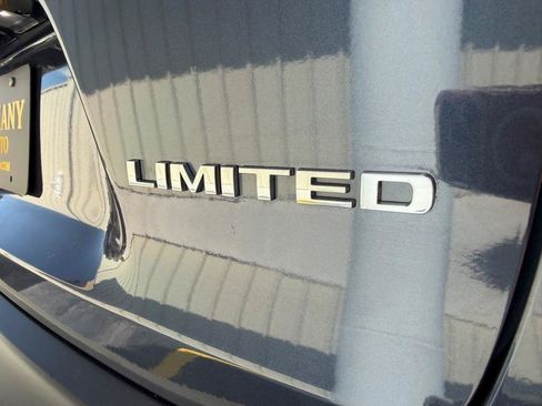 Used 2020 Jeep Cherokee Limited AWD/4WD image 9