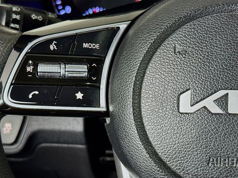 Used 2024 Kia Forte LXS w/ LXS Technology Package FWD image 13