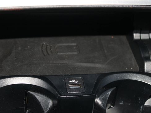 Used 2024 BMW 230i Coupe w/ Premium Package image 26