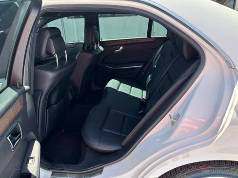 Used 2014 Mercedes-Benz E 250 BlueTEC Sedan image 21