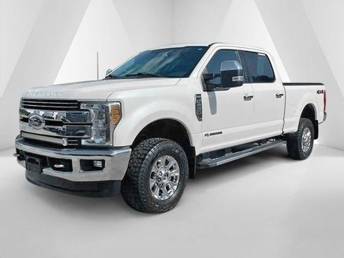 Used 2017 Ford F250 Lariat w/ Chrome Package AWD/4WD image 3