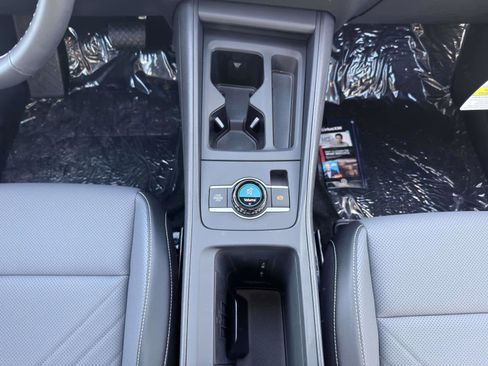 New 2026 Volkswagen Tiguan SE image 13