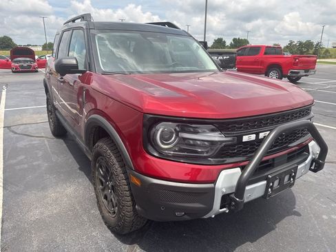 Used 2025 Ford Bronco Sport Badlands w/ Sasquatch Badlands Package AWD/4WD image 3
