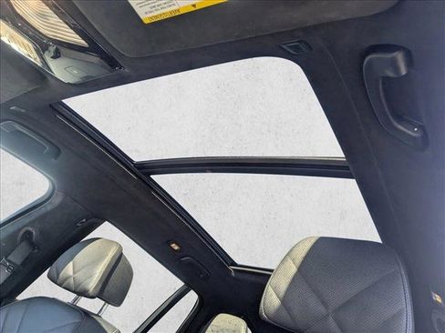 Used 2023 BMW X7 xDrive40i w/ Premium Package image 18