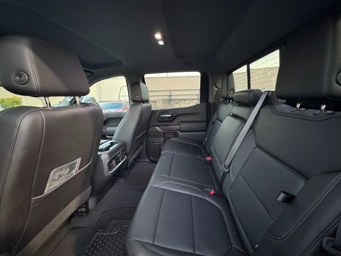 Used 2019 GMC Sierra 1500 SLT w/ SLT Premium Plus Package AWD/4WD image 36