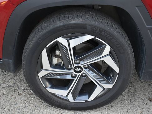 Used 2024 Hyundai Tucson Limited AWD/4WD image 11