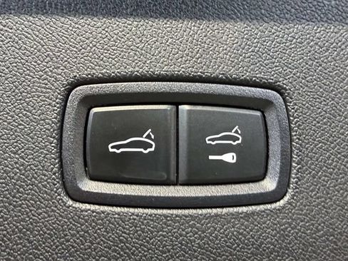Certified 2023 Porsche Cayenne AWD/4WD image 21