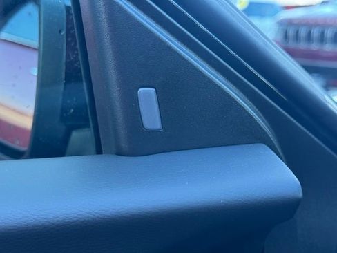 Certified 2025 Nissan Sentra S image 17