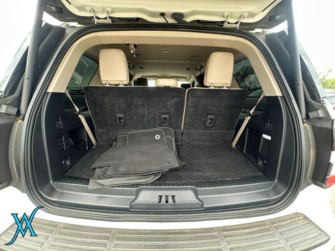 Used 2022 Ford Expedition XLT AWD/4WD image 40