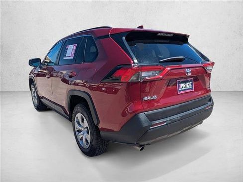 Used 2021 Toyota RAV4 LE AWD/4WD image 7