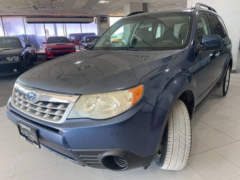 Used 2011 Subaru Forester 2.5X Premium w/ All-Weather Pkg image 3
