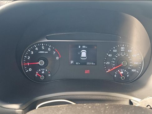 Used 2022 Kia Soul LX FWD image 11