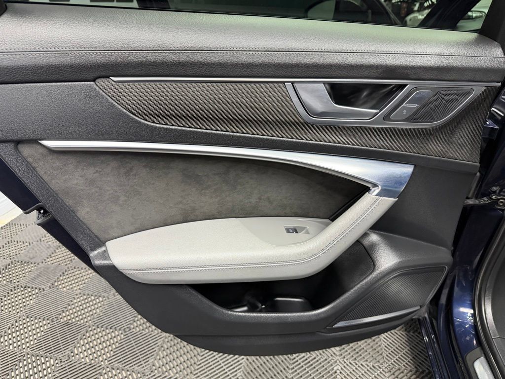 Used 2020 Audi S6 Premium Plus w/ S Sport Package AWD/4WD image 41