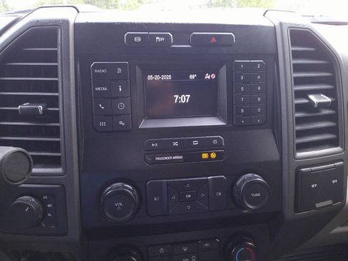 Used 2022 Ford F250 XL w/ Power Equipment Group image 22