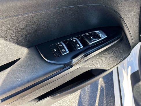 Used 2023 Kia K5 GT-Line image 16