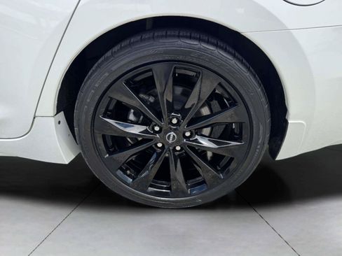 Used 2023 Nissan Maxima SR w/ Sport Mat Group FWD image 60