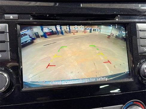 Used 2020 Nissan Rogue S image 15