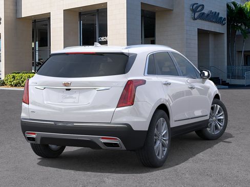 New 2026 Cadillac XT5 Premium Luxury w/ Driver Assist Package AWD/4WD image 4