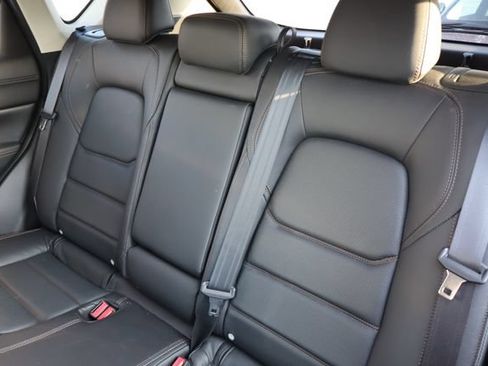 Used 2023 MAZDA CX-5 AWD 2.5 S w/ Premium Plus Pkg image 7