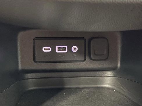 Used 2020 Chevrolet Equinox LT image 20