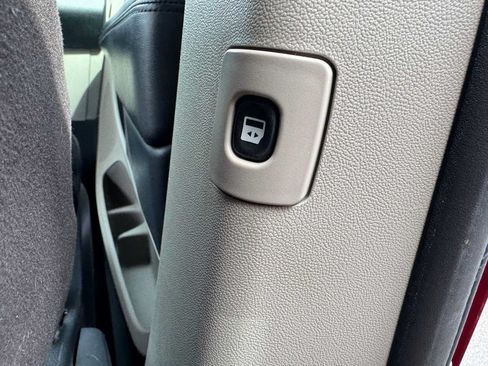 Used 2012 Dodge Grand Caravan SXT w/ Security Group FWD image 34