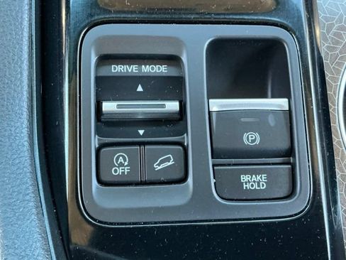 Certified 2026 Honda Pilot Elite image 17