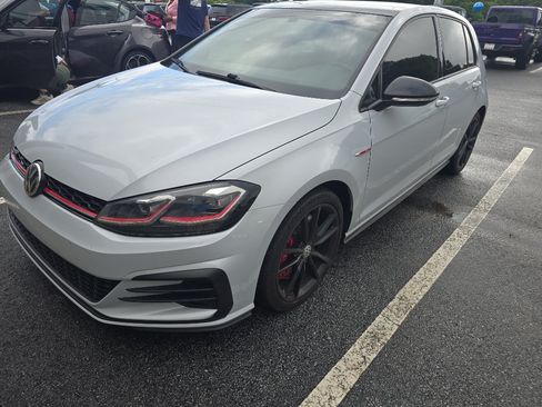 Used 2021 Volkswagen GTI SE FWD image 3