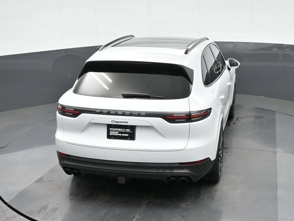 Certified 2023 Porsche Cayenne Platinum Edition AWD/4WD image 29