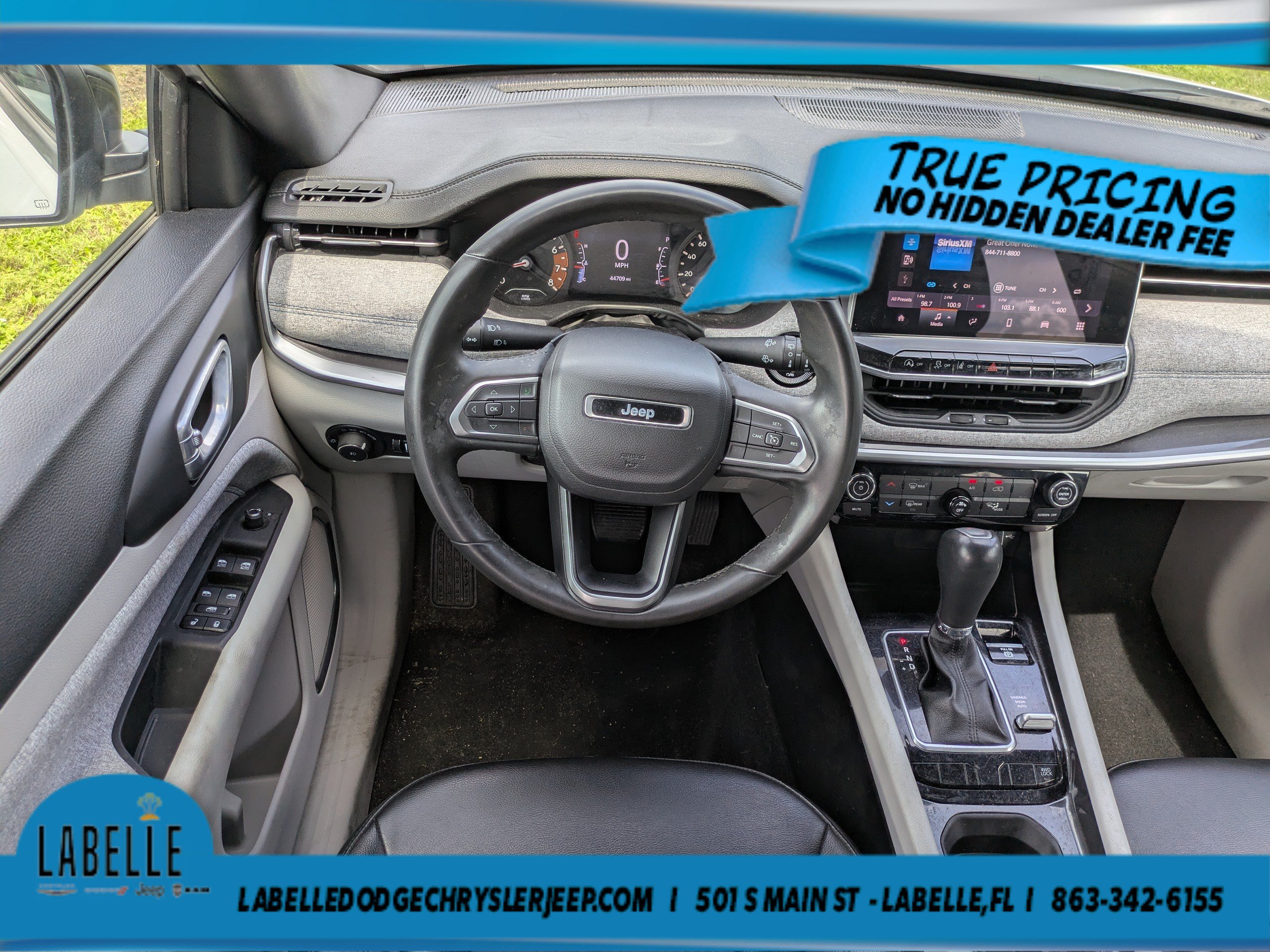Used 2023 Jeep Compass Latitude AWD/4WD image 14