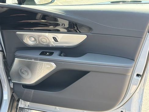 New 2026 Lincoln Nautilus Reserve AWD/4WD image 15