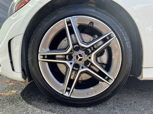 Used 2021 Mercedes-Benz C 300 C 300 image 8