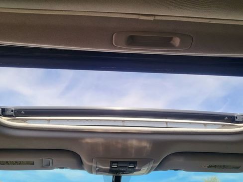 Used 2012 Lexus CT 200h Premium w/ Premium Audio Pkg image 32