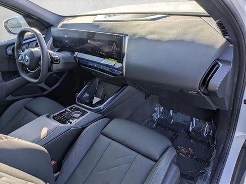 Certified 2025 BMW X3 xDrive30i w/ Convenience Package image 21