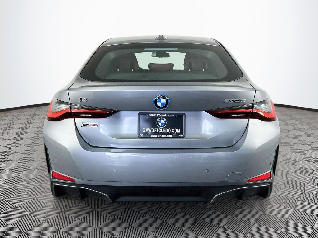Used 2023 BMW i4 eDrive35 w/ Premium Package RWD image 8