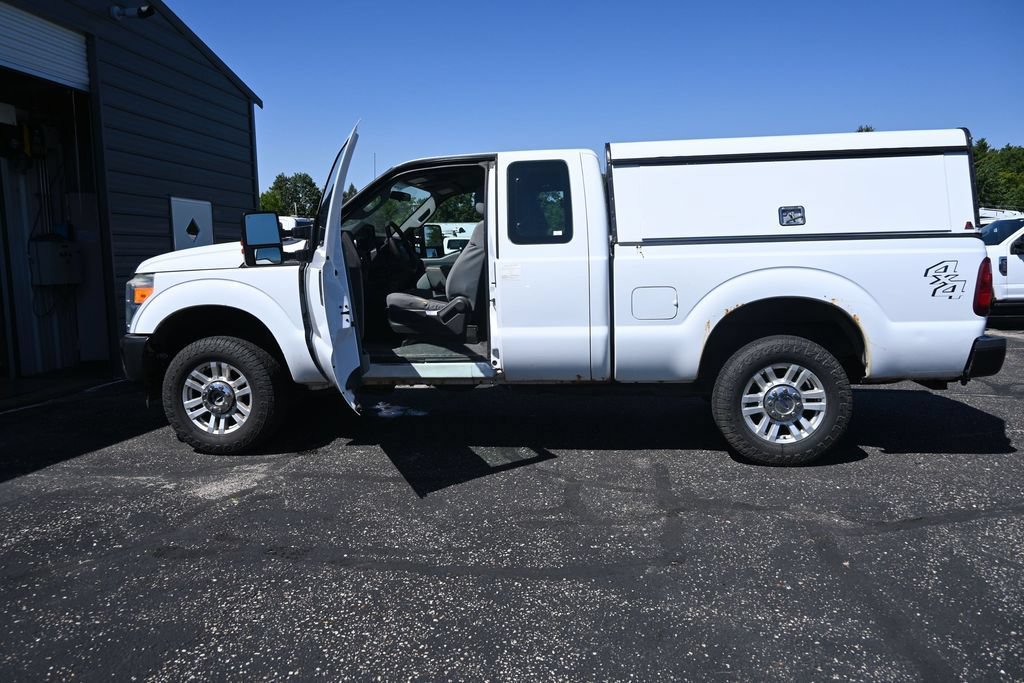 Used 2016 Ford F250 XL w/ Power Equipment Group AWD/4WD image 18