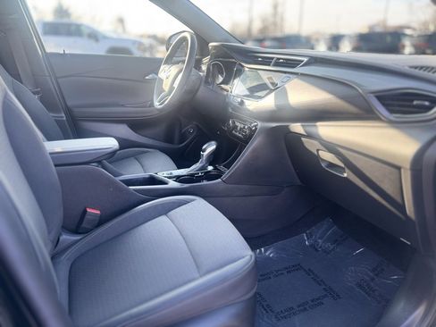 Used 2022 Buick Encore GX Select w/ Sport Touring Package image 11