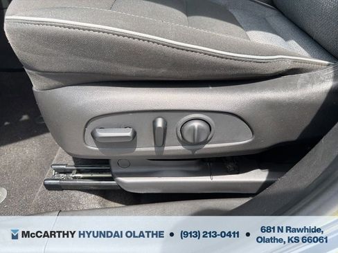 Used 2022 Chevrolet TrailBlazer LT w/ Convenience Package FWD image 18