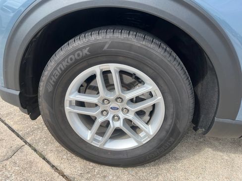 Used 2025 Ford Explorer Active w/ Active Comfort Package RWD image 7
