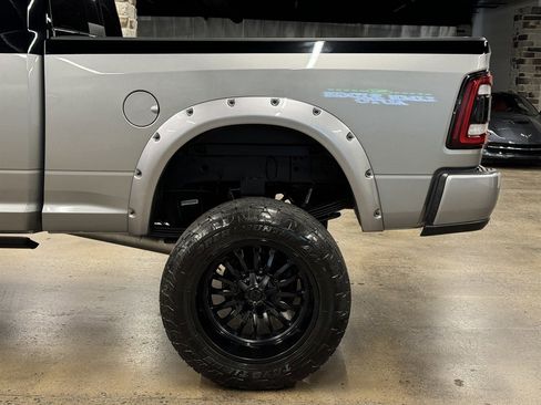 Used 2024 RAM 3500 Limited AWD/4WD image 8