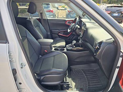 Used 2020 Kia Soul GT-Line Turbo FWD image 28