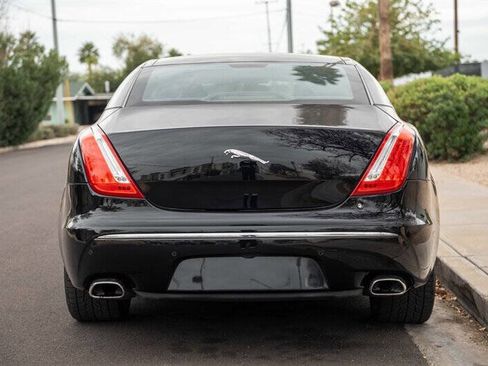 Used 2011 Jaguar XJ L RWD image 4