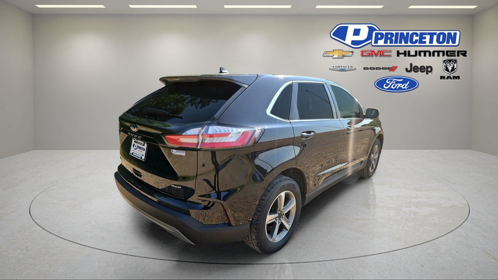 Used 2024 Ford Edge SEL w/ Convenience Package AWD/4WD image 7
