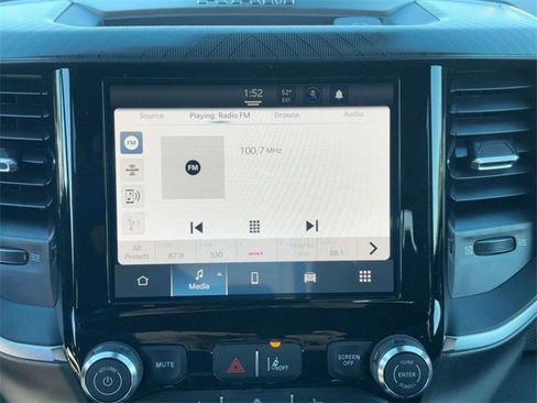 New 2026 RAM 1500 4x4 Crew Cab image 21