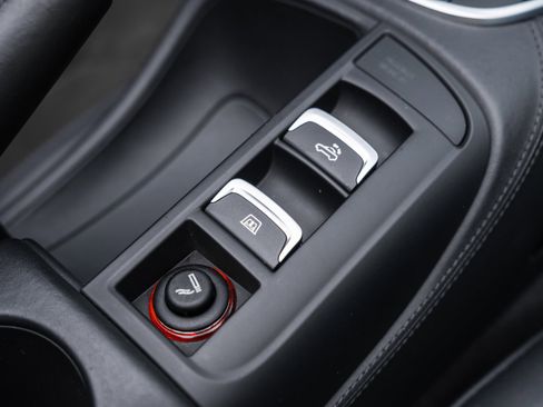 Used 2014 Audi R8 V8 image 35