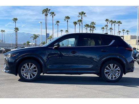 Certified 2025 MAZDA CX-5 Signature image 3