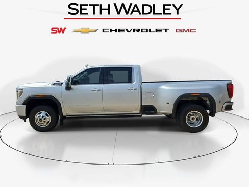 Used 2022 GMC Sierra 3500 Denali AWD/4WD image 4
