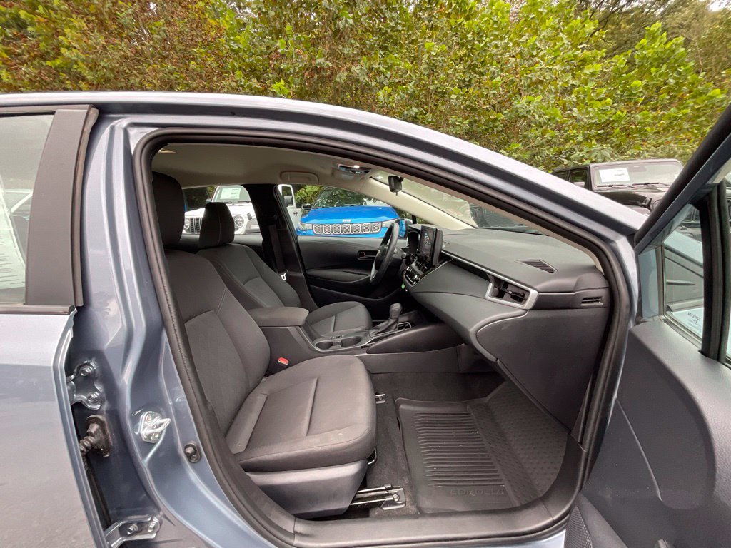 Used 2026 Toyota Corolla LE FWD image 22