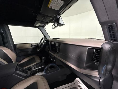 Used 2024 Ford Bronco Wildtrak AWD/4WD image 31