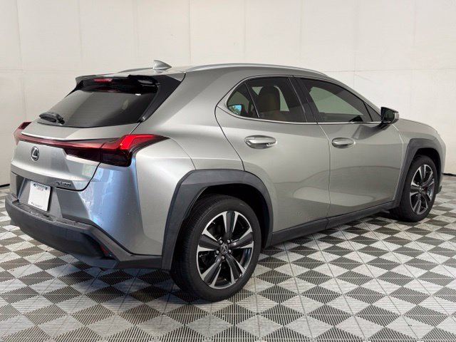 Used 2022 Lexus UX 200 FWD image 8